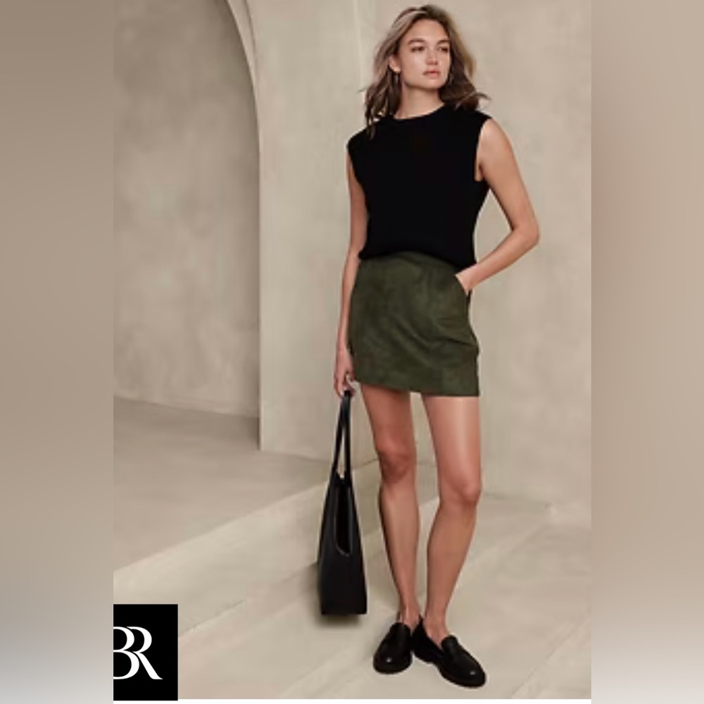 Banana Republic - Banana Republic Factory - Vegan Suede Mini Skirt - Olive Green